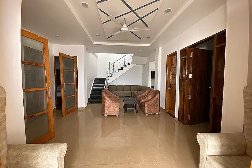 undefined Mountain Midst 4