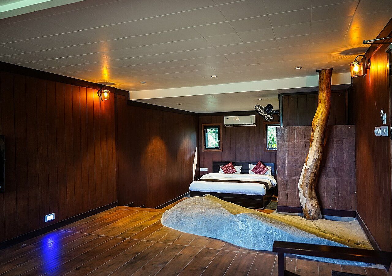 ROCK VILLA