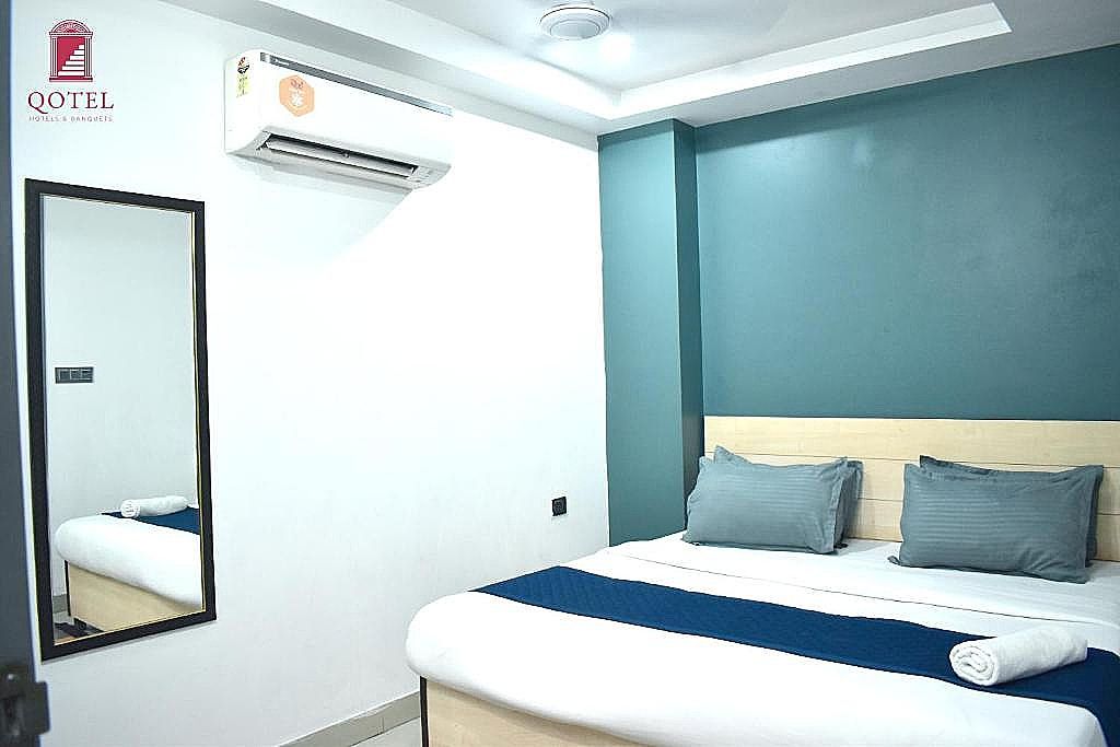 Qotel Express Rama Rohini Sector 24 Deluxe Room 6