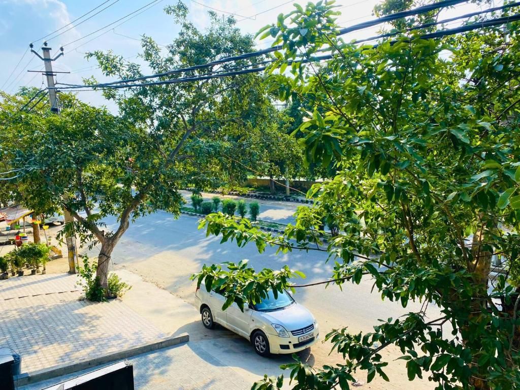 undefined Qotel Express Rama Rohini Sector 24 7