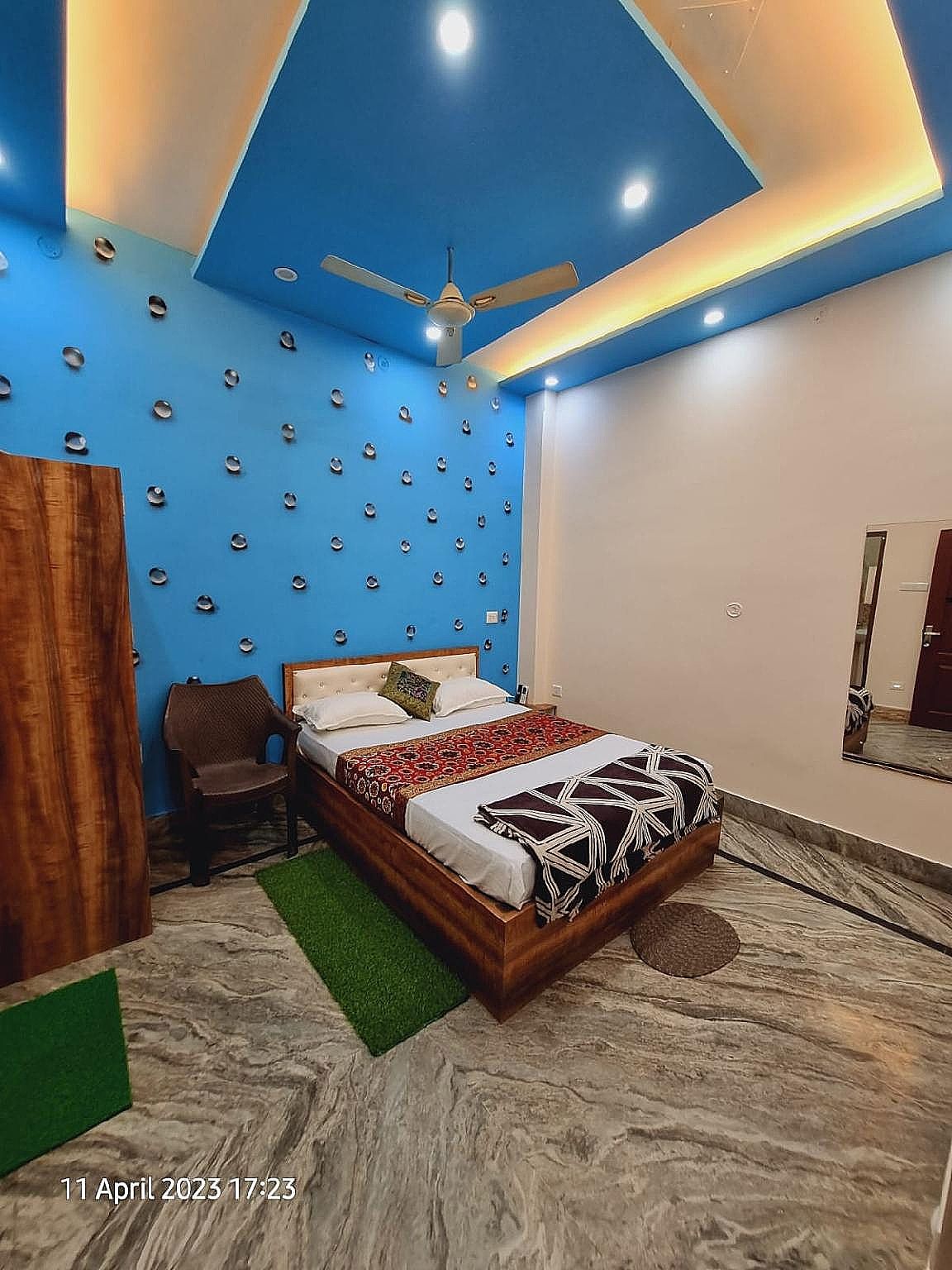 Deluxe Double Room with Shower