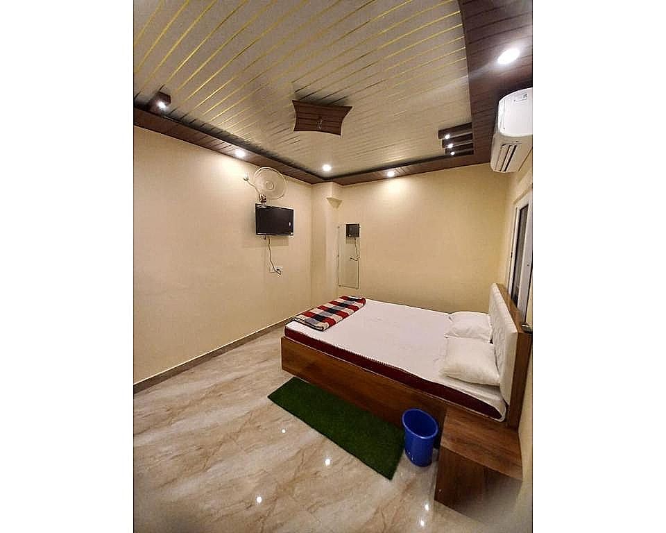 Standard Double Room with Two Double Beds