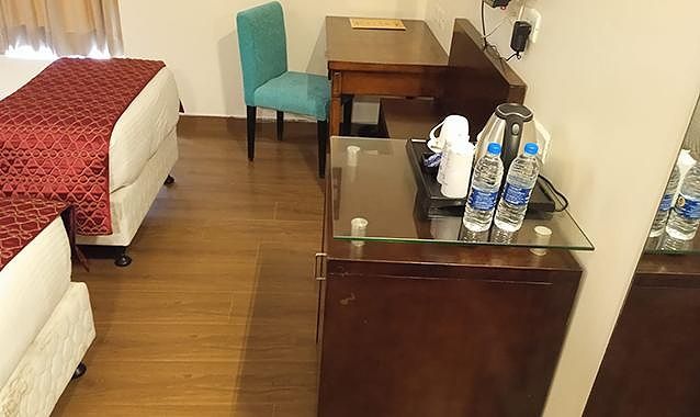 Rosemallow Hotel New Delhi Deluxe Room 13