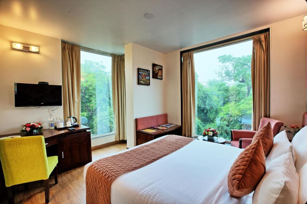 Rosemallow Hotel New Delhi Suite Room 6