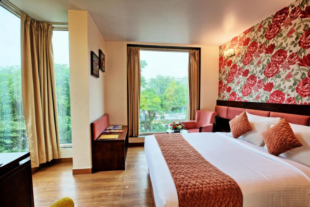 Rosemallow Hotel New Delhi Premium Room 9