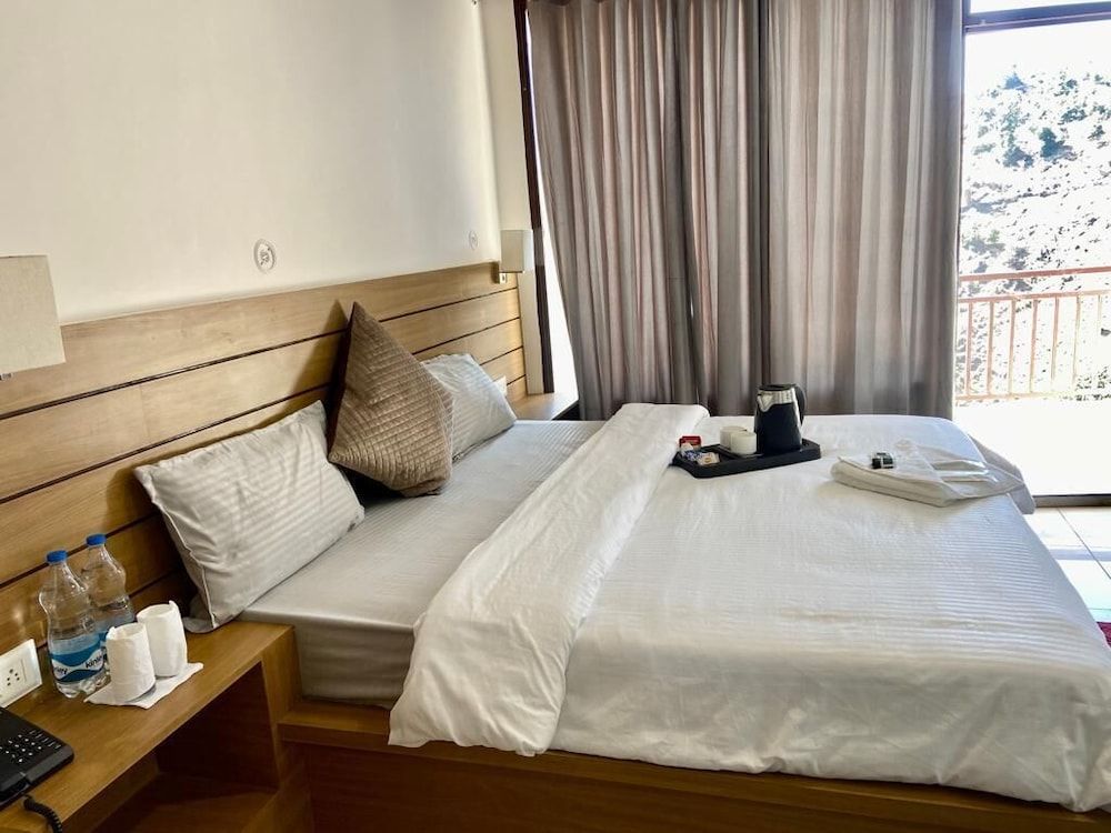 The Bliss Dhanaulti Standard Room 2