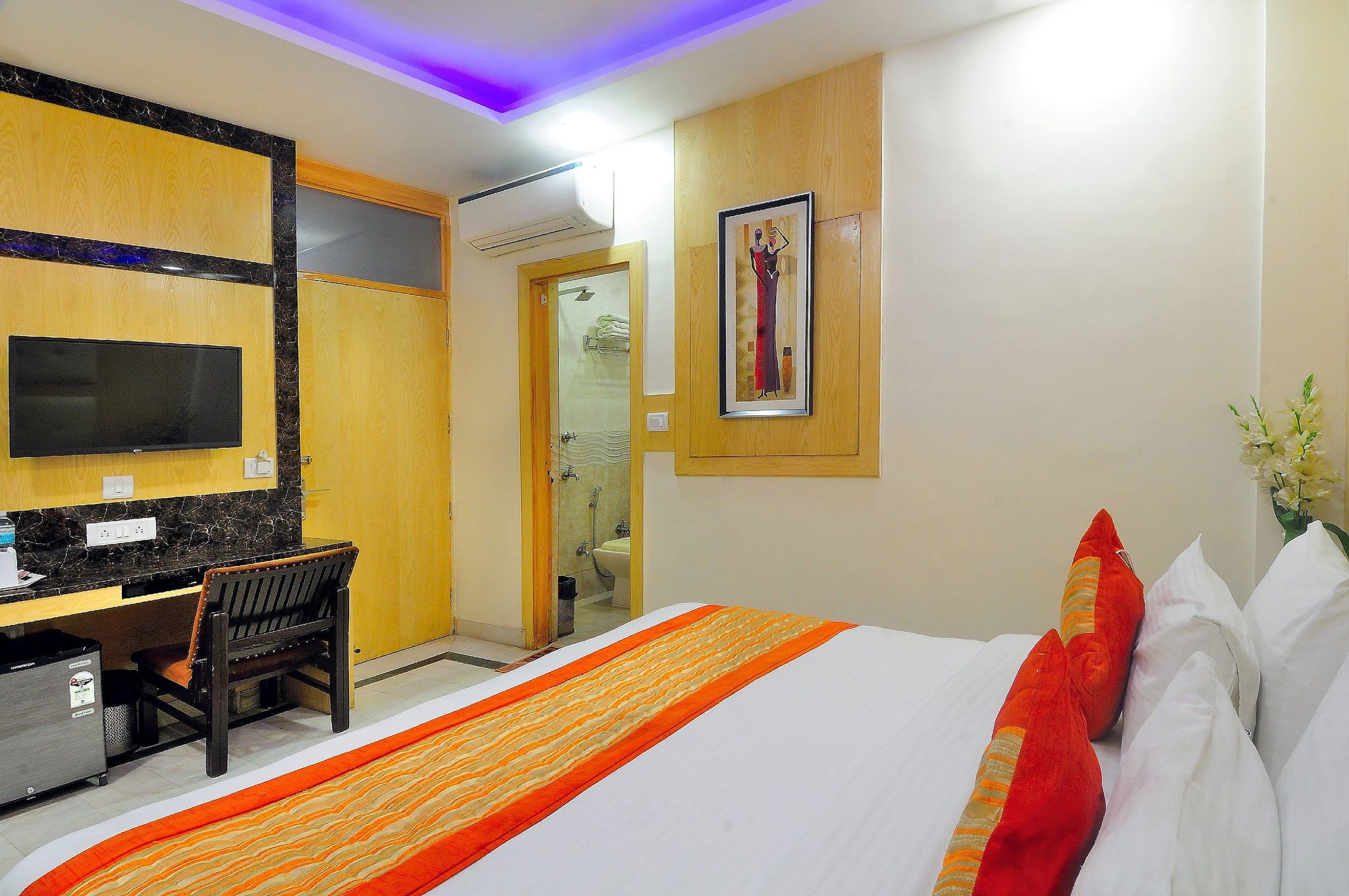 Deluxe Room Non AC With Complementary Wi-Fi