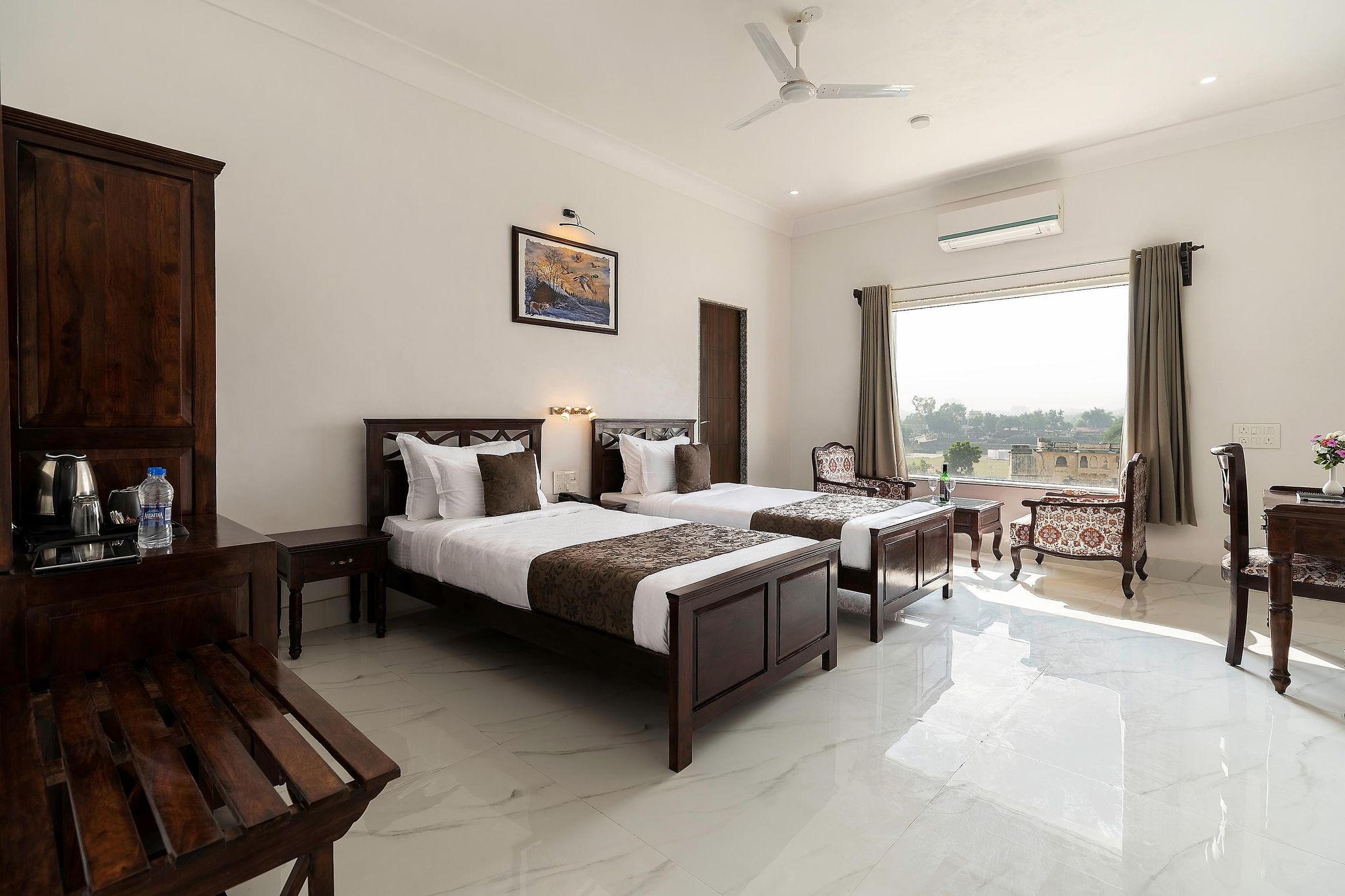 Revaas Lake View Boutique Hotel Deluxe Twin - Free Pickup From Railway Station