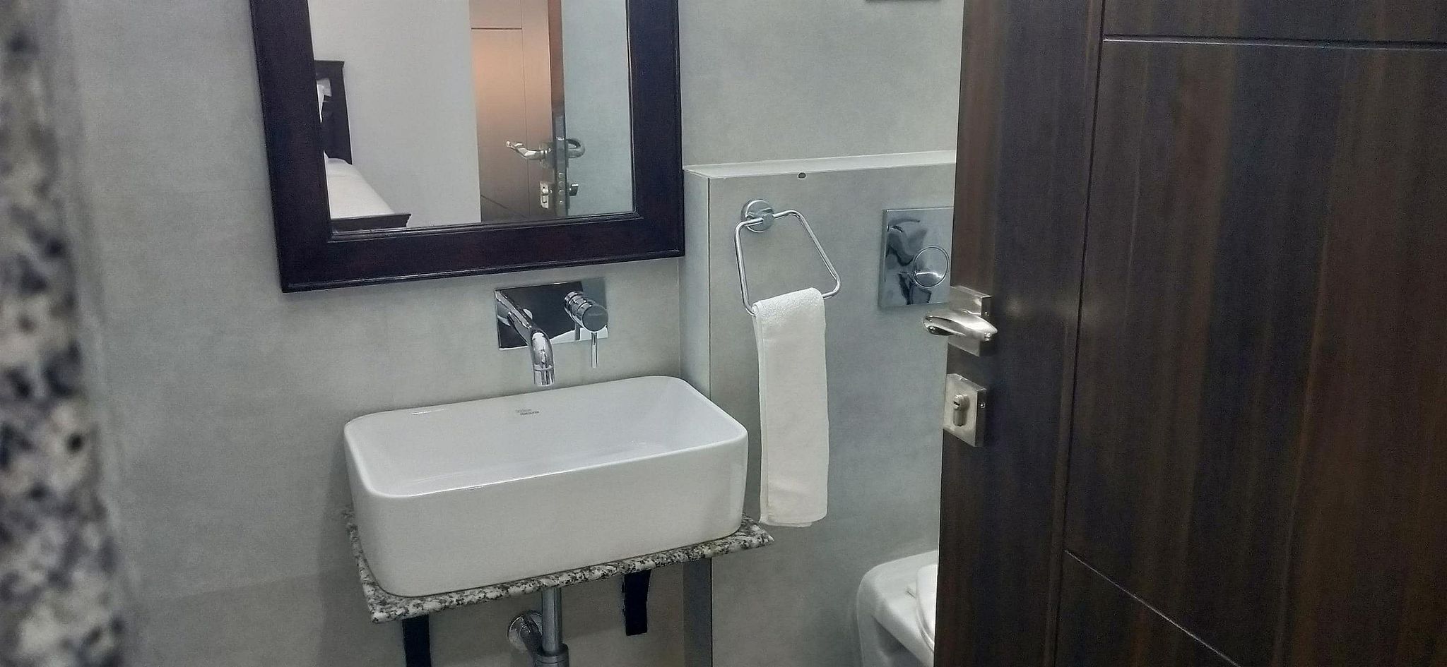 Revaas Lake View Boutique Hotel Deluxe Twin - Free Pickup From Railway Station 12