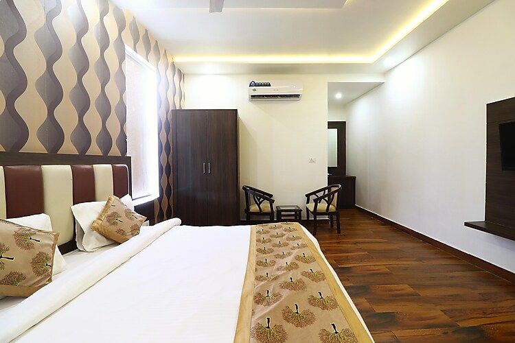 Hotel Taj Venture Deluxe Room