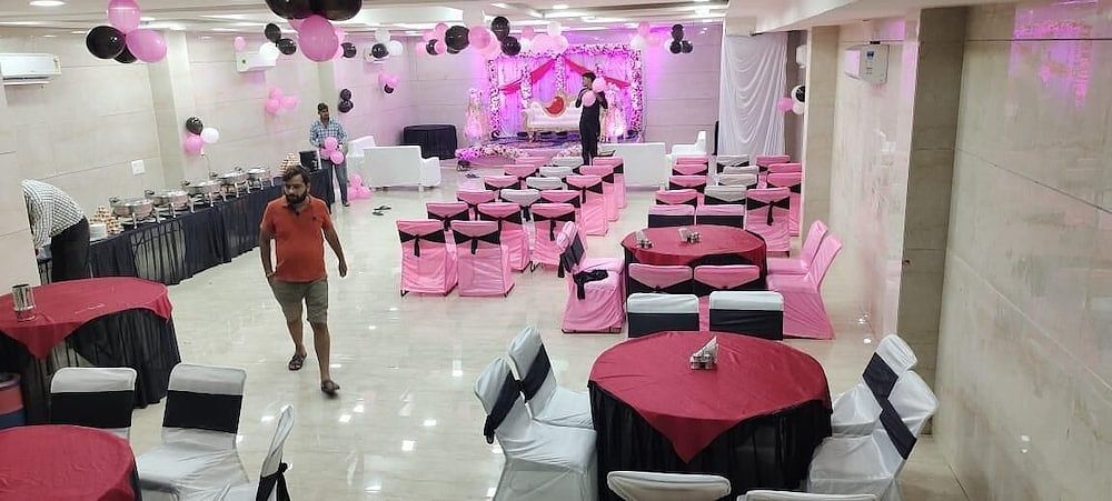 Hotel The Golden Taj By The Golden Taj group & Hotels Deluxe Room 6