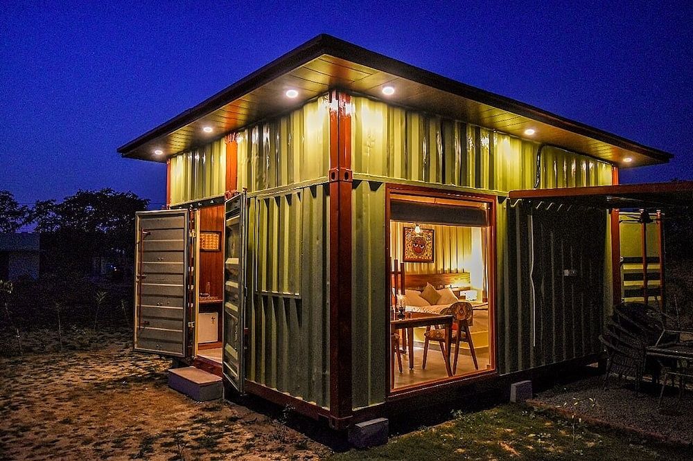 Tree of Life Ecotainers Agra Premium Cabin