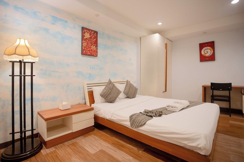 My Way Hua Hin Music Hotel Studio