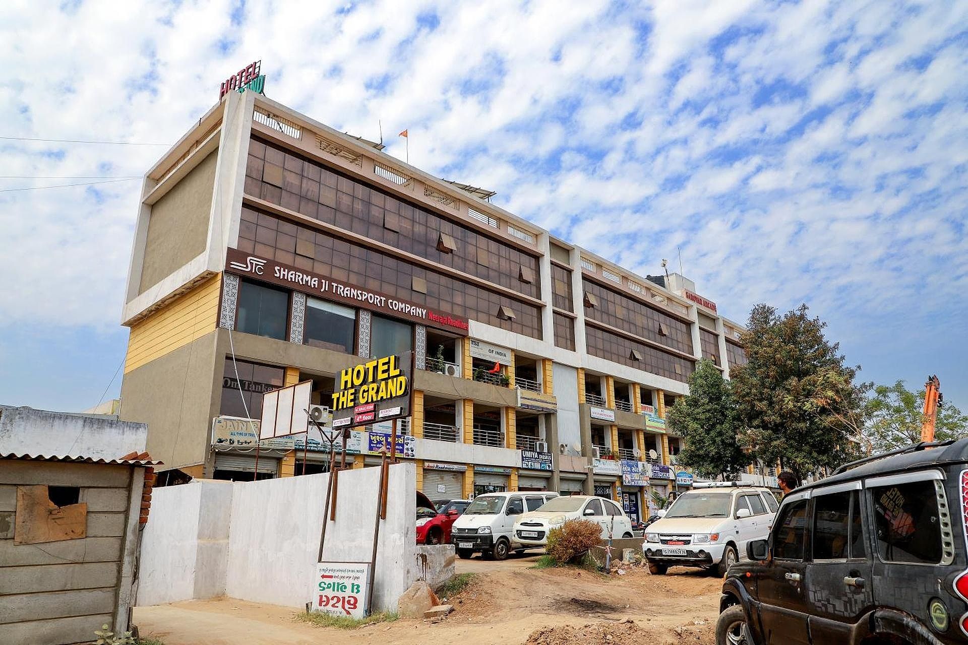 undefined FabHotel The Grand I