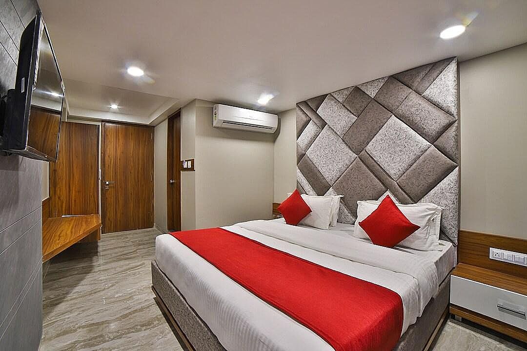 undefined HOTEL BALAJI VILLA 9