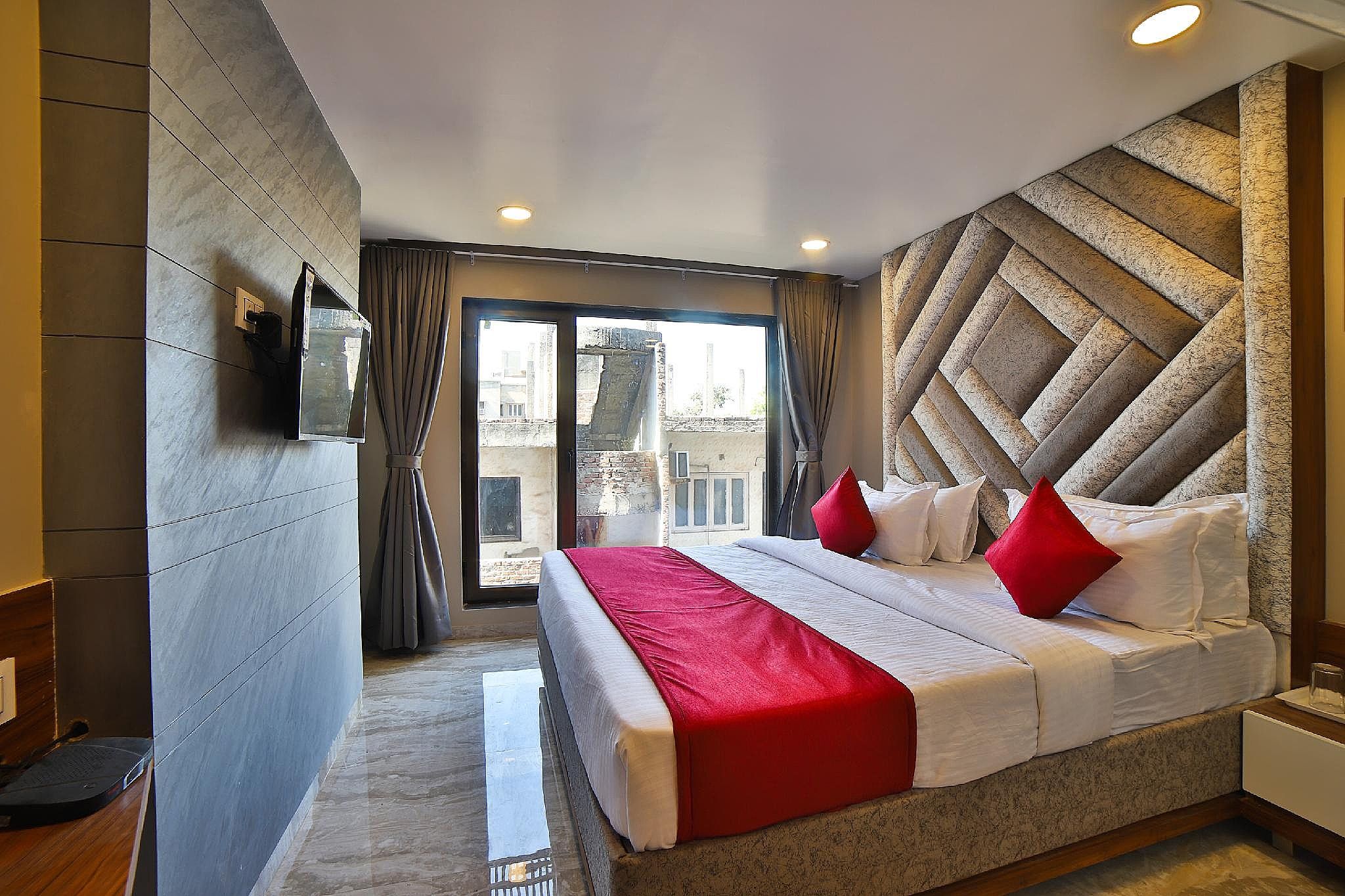 undefined HOTEL BALAJI VILLA 7