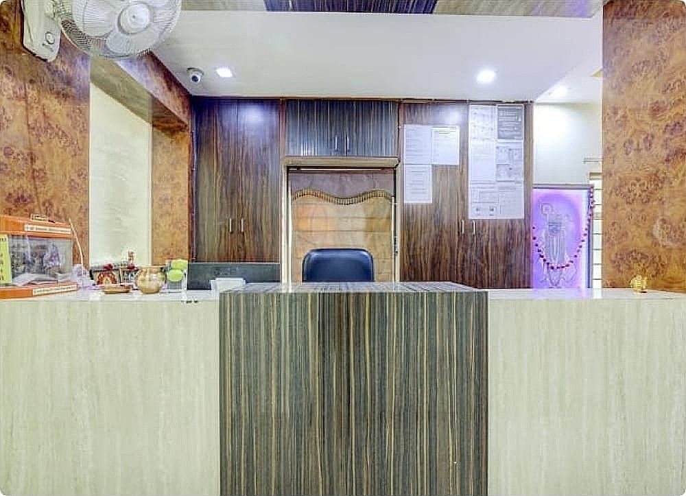 undefined Hotel Krishna Palace Vastrapur 2