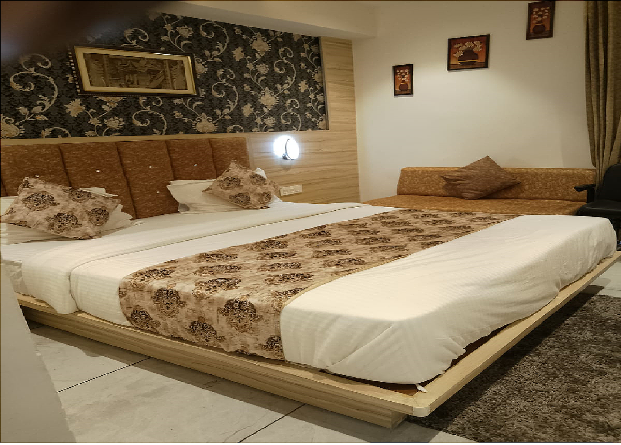 Deluxe Air Conditioning Room