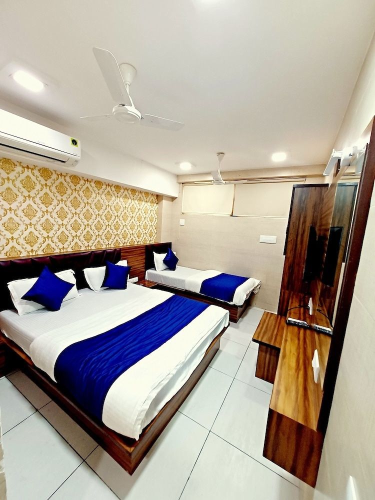 Triple Bed Room AC