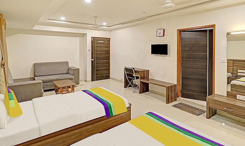 undefined OYO Hotel Radhe Residency 8