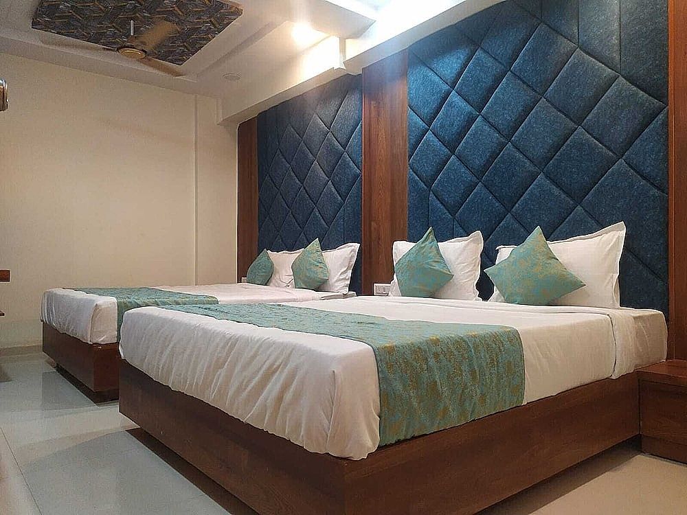 undefined Hotel Hill Inn 3