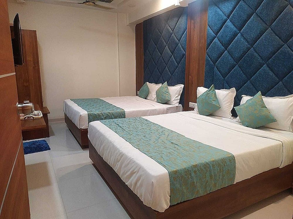 undefined Hotel Hill Inn 10