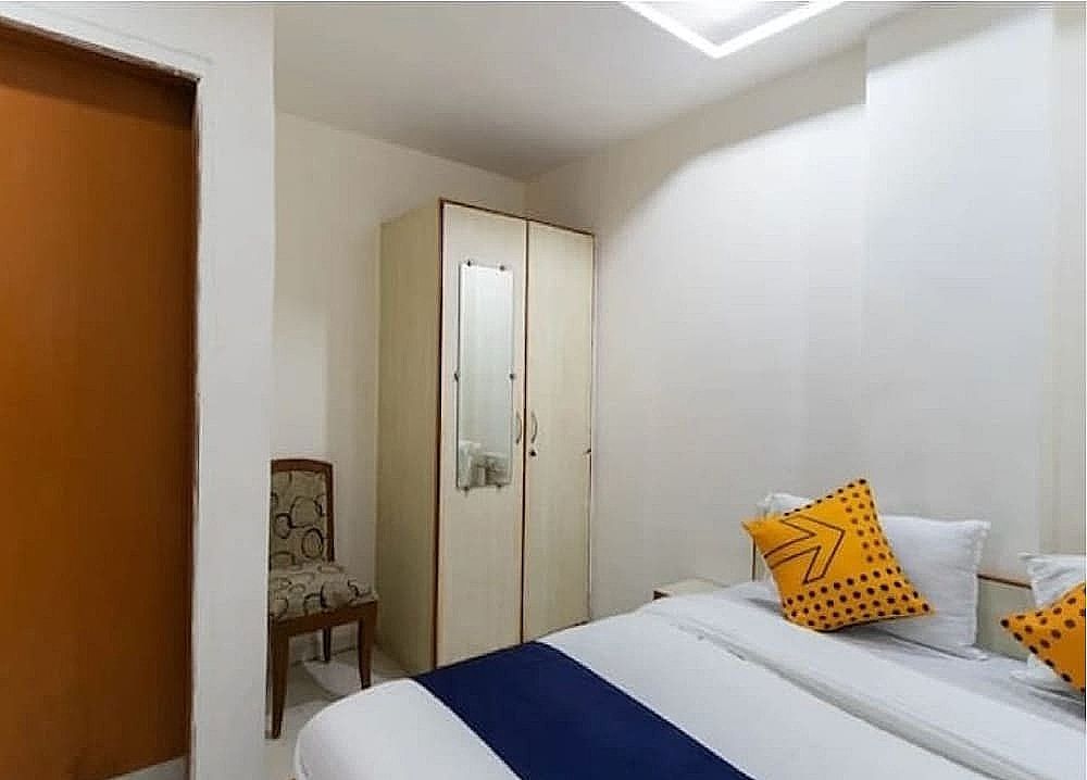 undefined Hotel Metro Inn 4