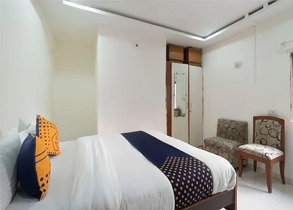 undefined Hotel Metro Inn 5