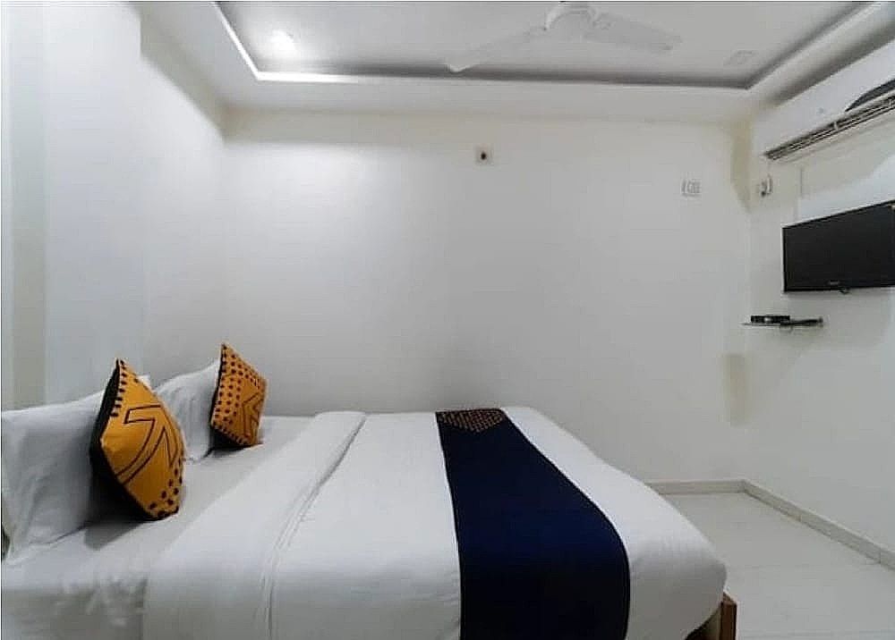 undefined Hotel Metro Inn 10