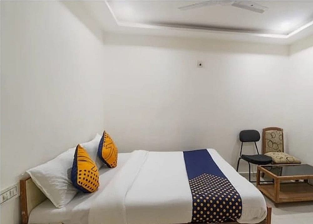 undefined Hotel Metro Inn 9