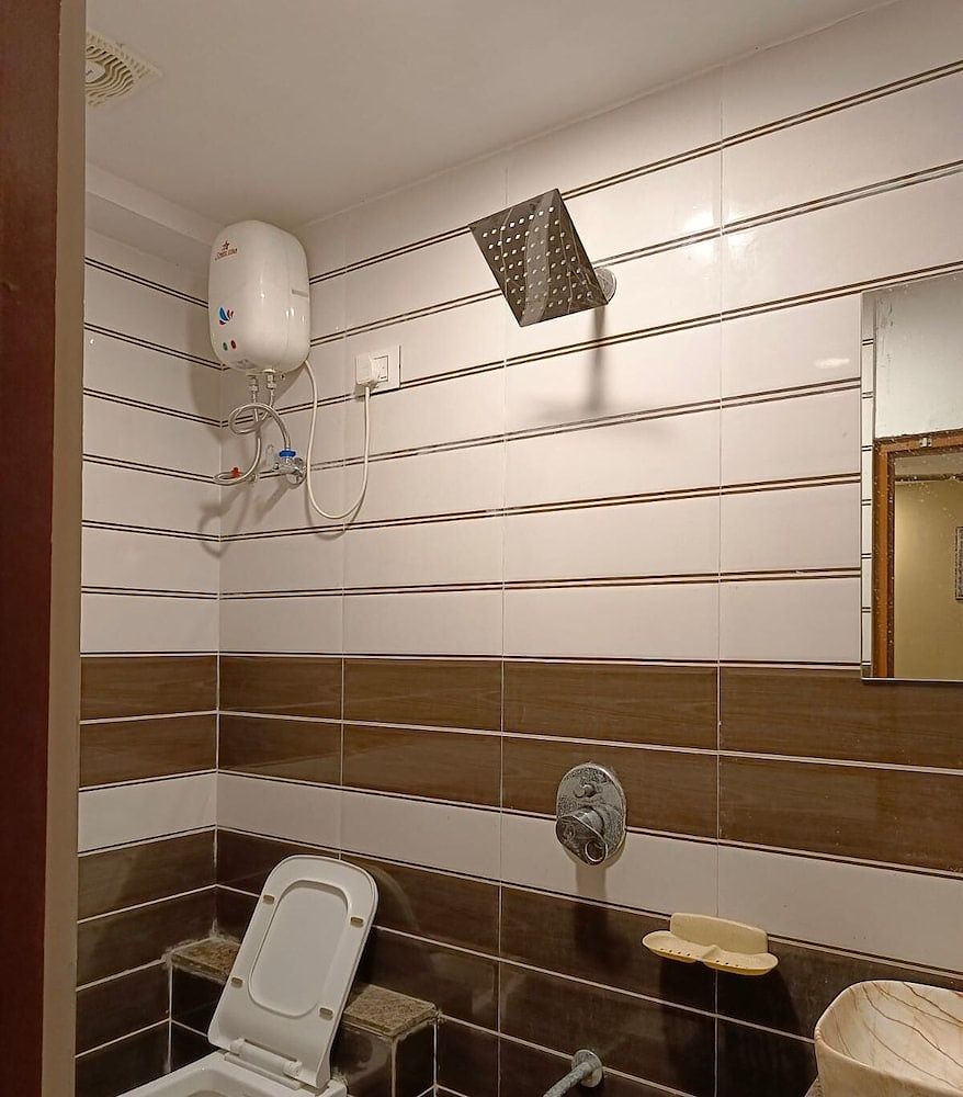 Hotel Lemon Inn Deluxe Double Room 2