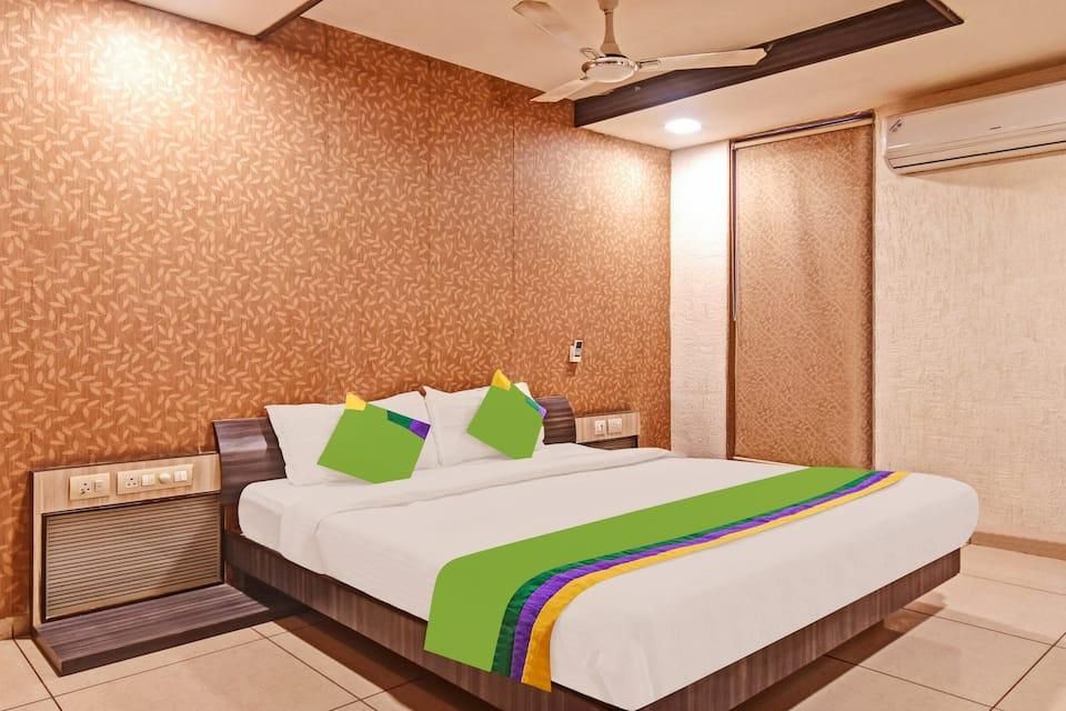 undefined Kia Residency 5