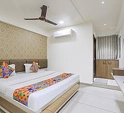 FabHotel Bharosa Inn Deluxe Room 2