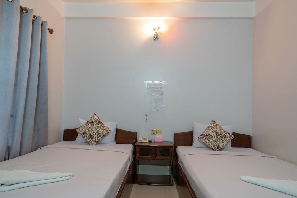 undefined Siem Reap Riverside Hotel 5