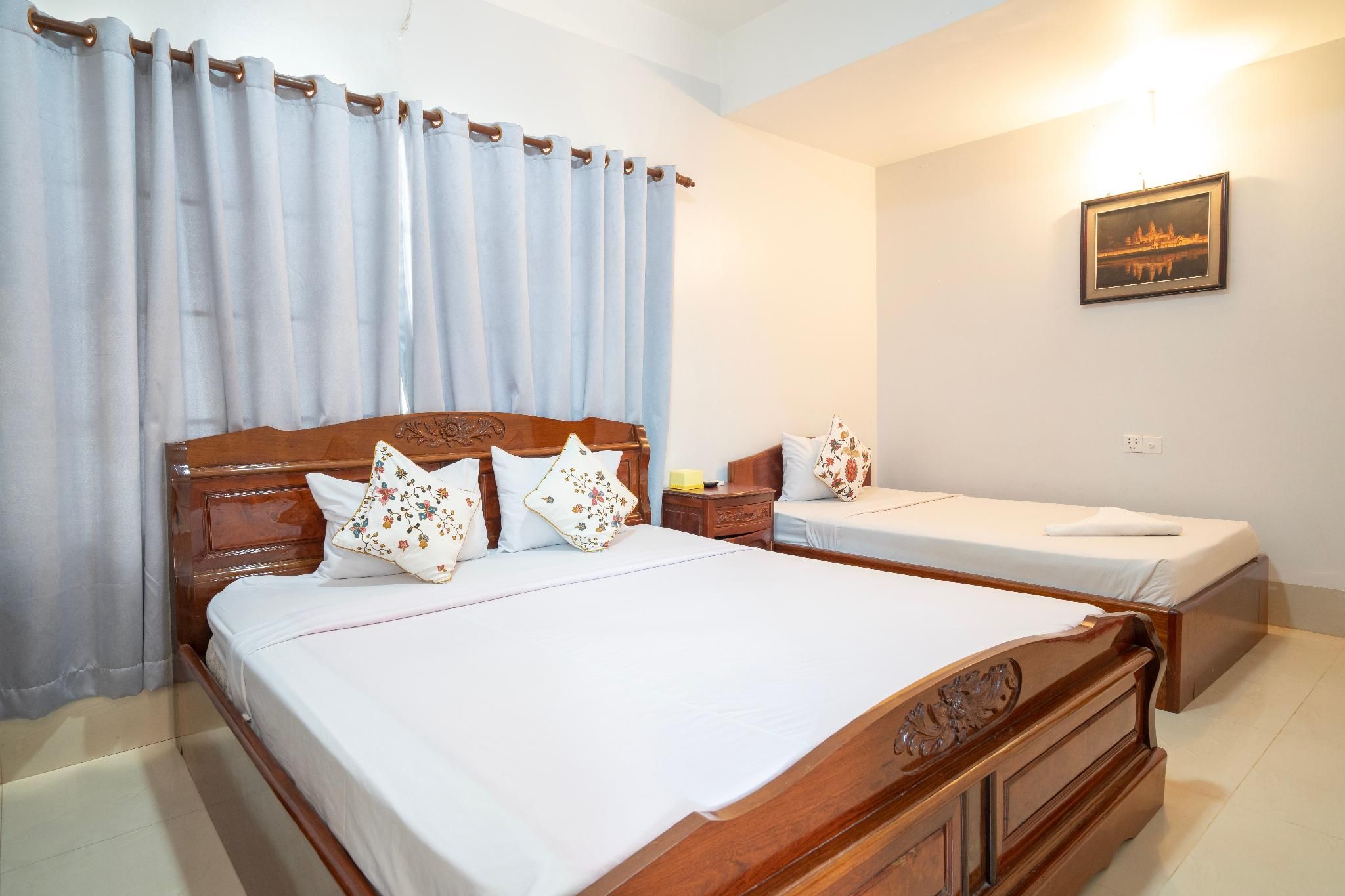 Standard Triple (1 Double Bed And 1 Single Bed)