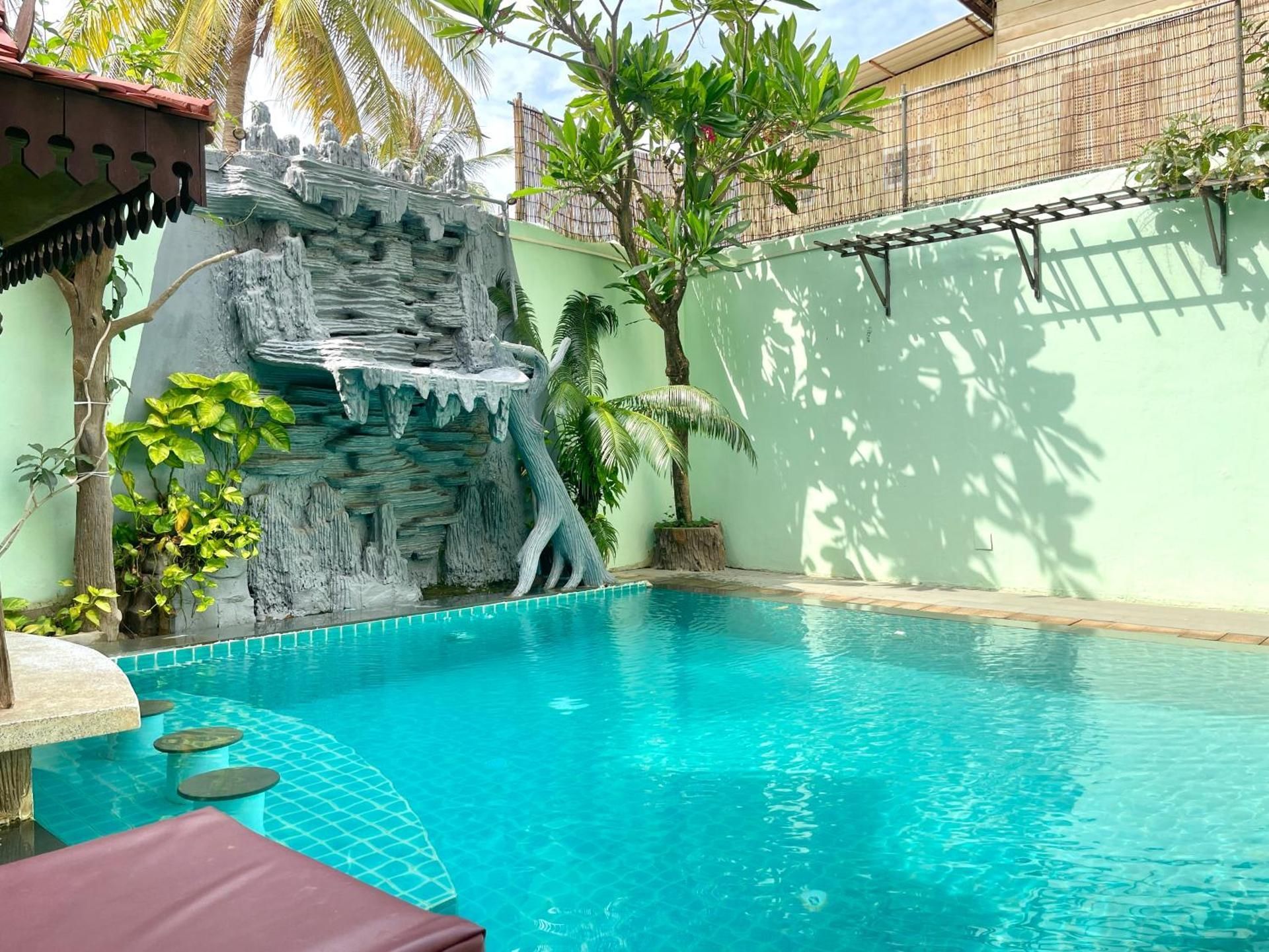 undefined Siem Reap Riverside Hotel 7