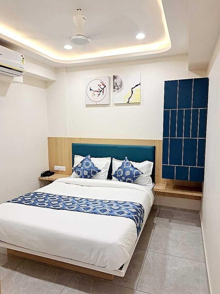 undefined Hotel Pratham Inn 4