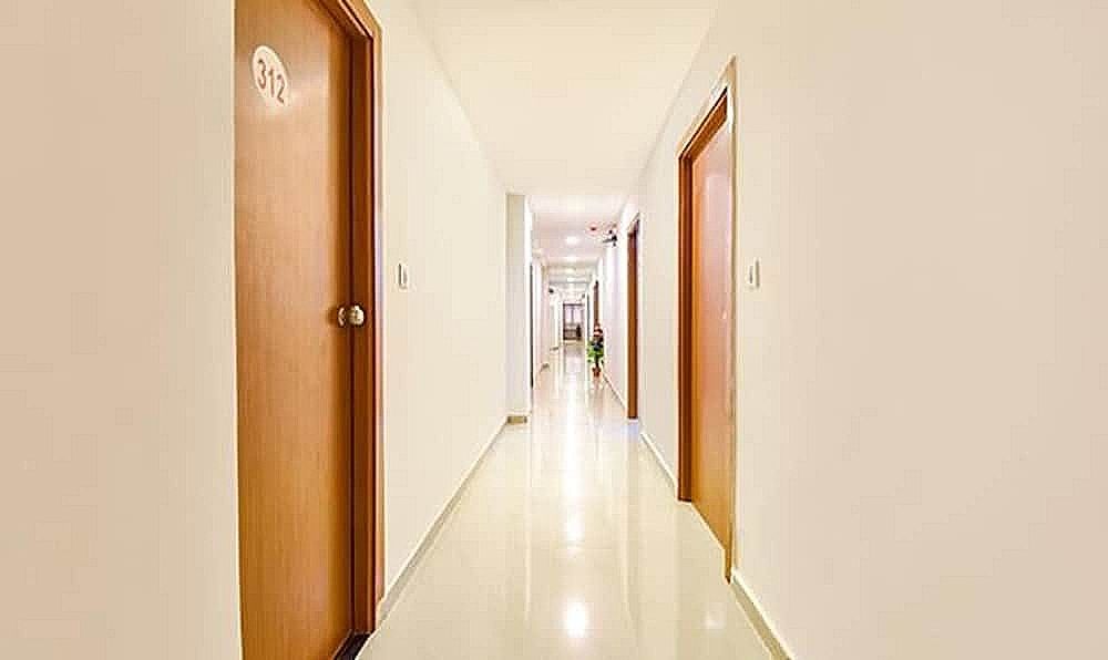 undefined Fabhotel Green Park 5