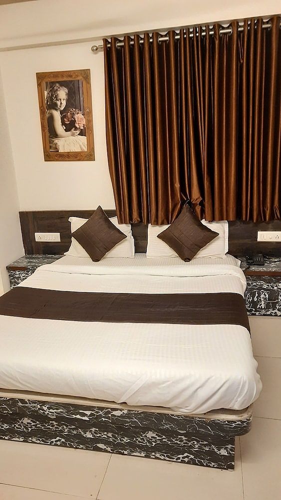 undefined Hotel Kumkum 4