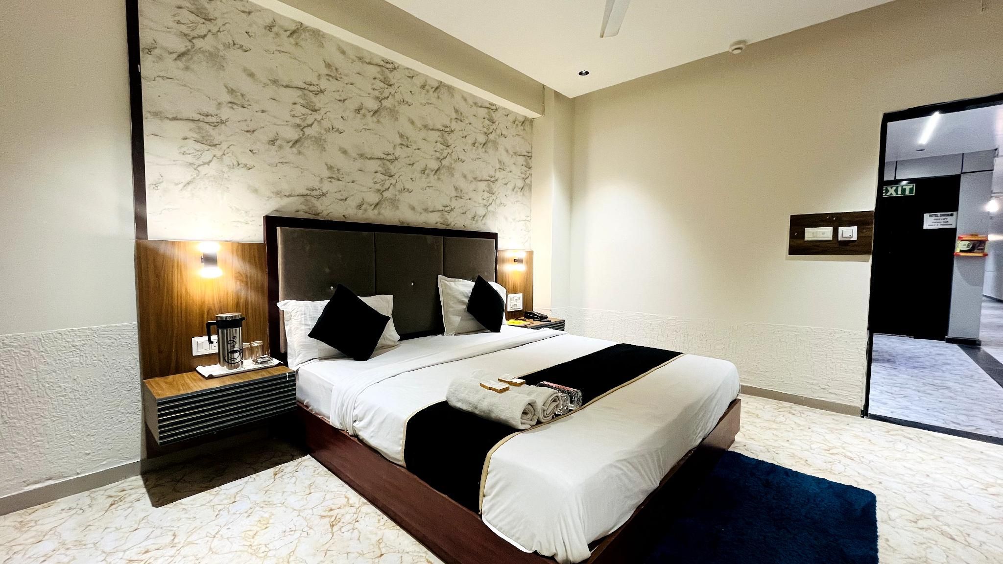 Hotel Shrimad Standard