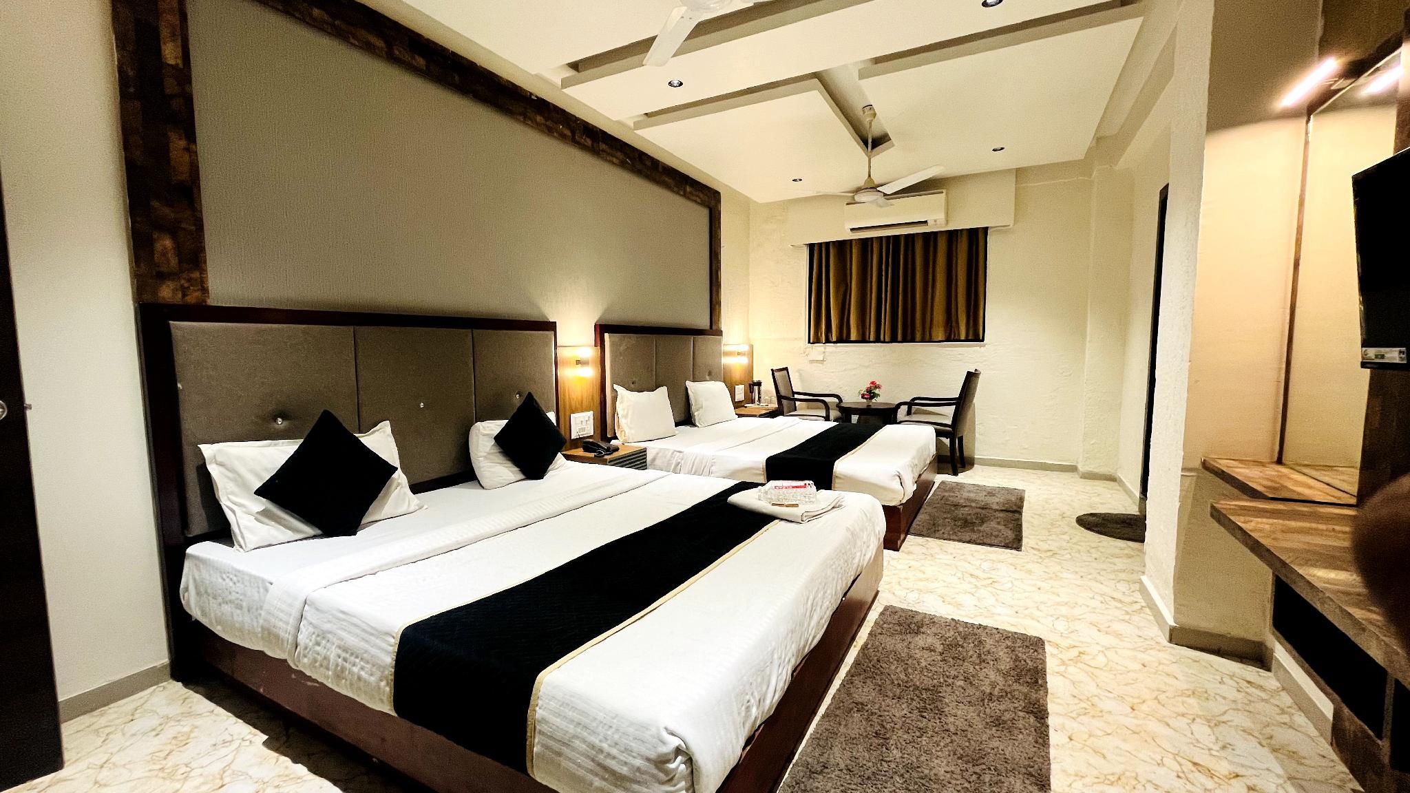 undefined Hotel Shrimad 9