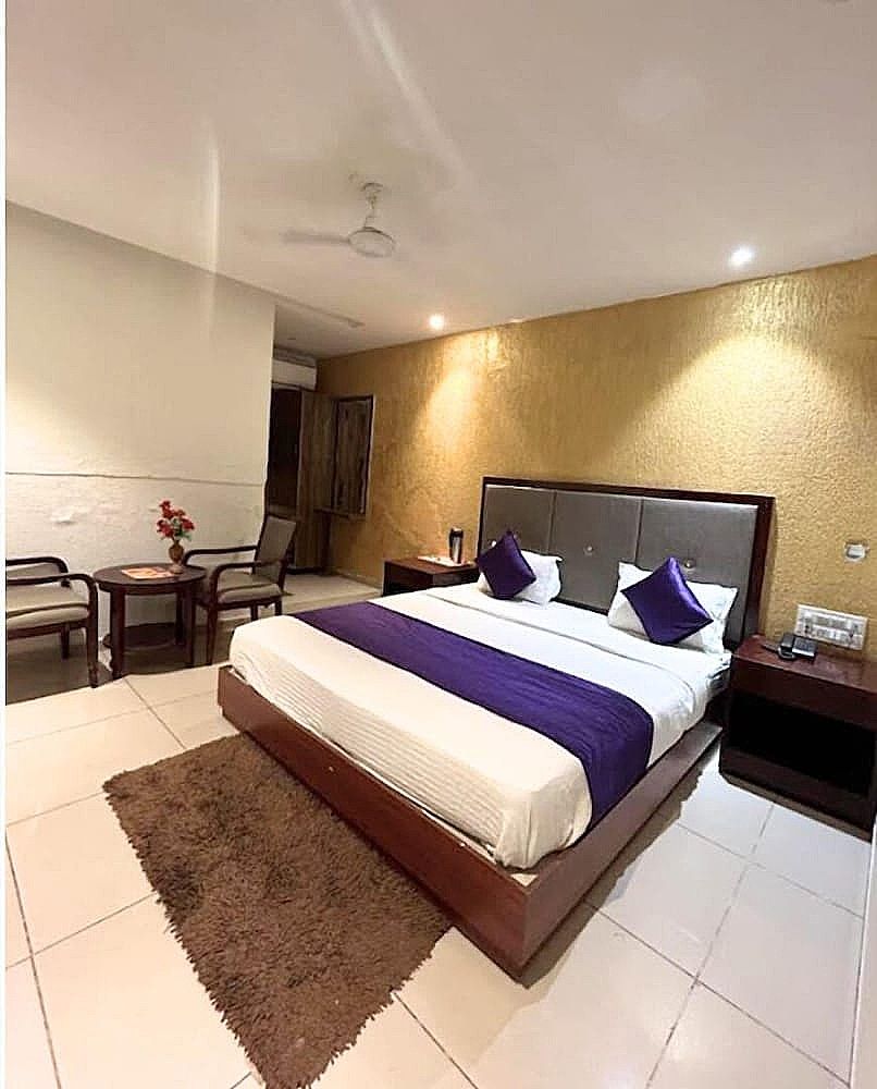 undefined Hotel Shrimad 4