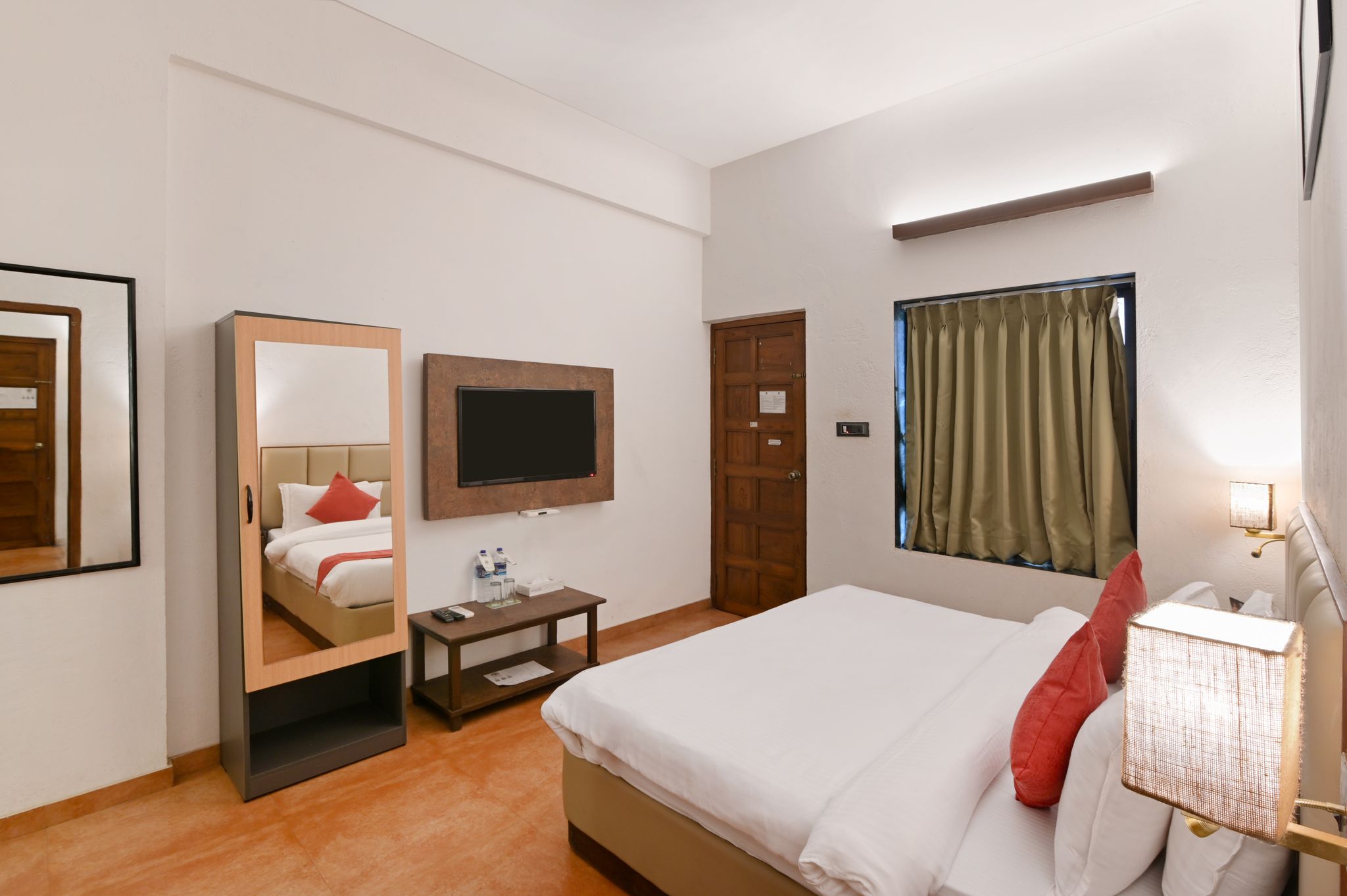 Vaarsa By Bay Hotels Deluxe Room 3