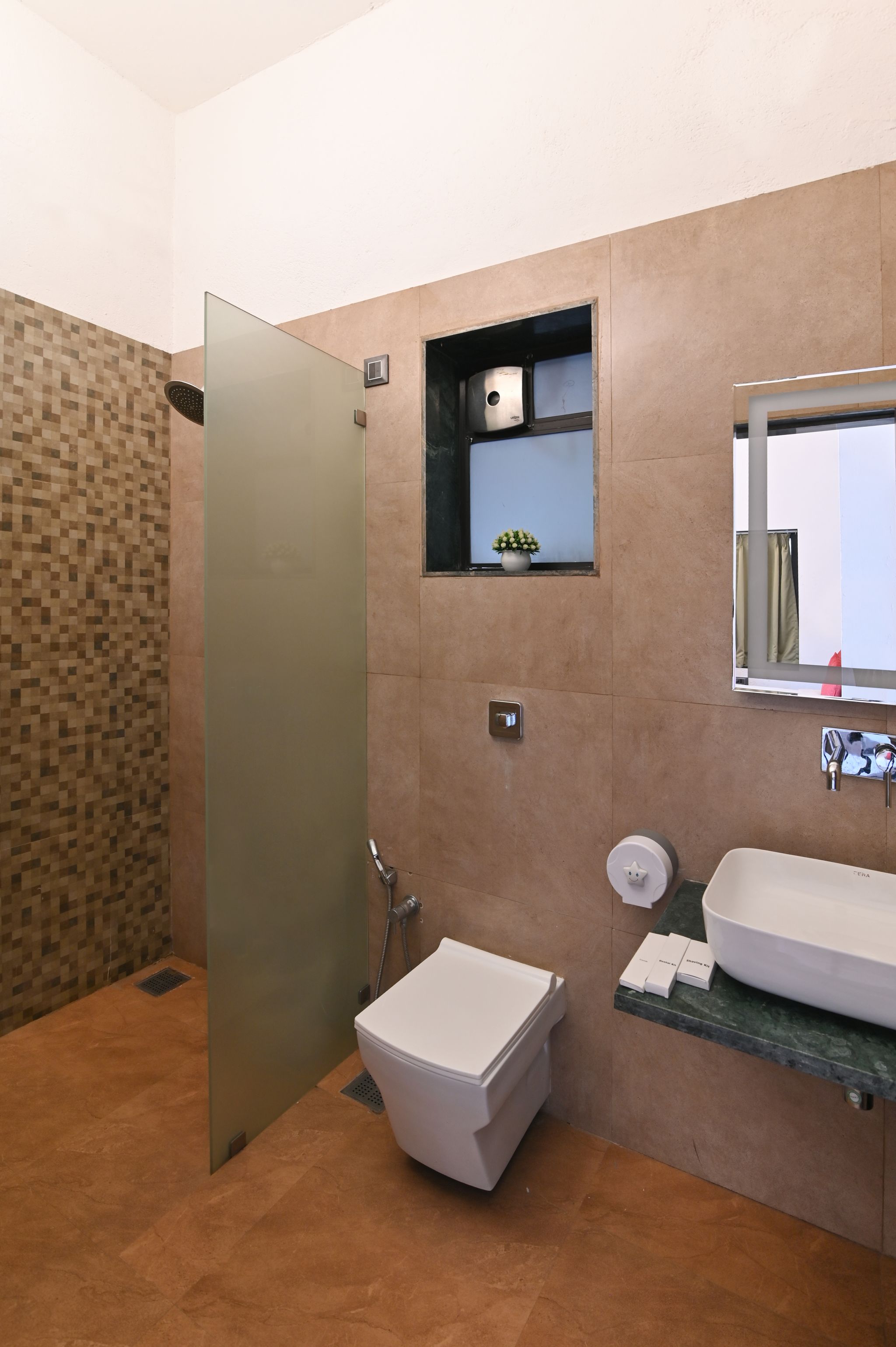 Vaarsa By Bay Hotels Deluxe Room 2