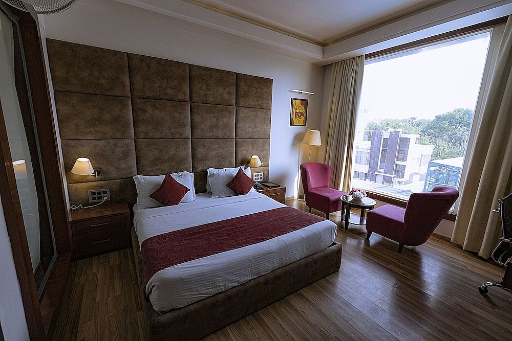 SH&B - Hotel Millennium Inn, Prayagraj Executive Room, 1 Bedroom, Non Smoking, Refrigerator 7