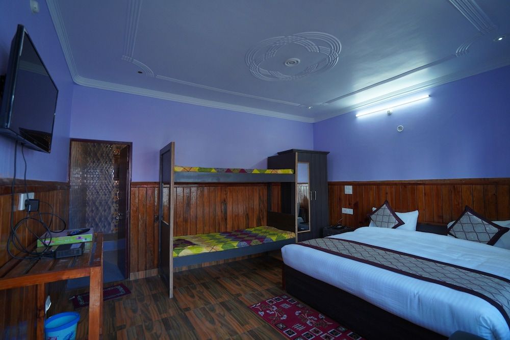 Kasar Serenity Almora Super Deluxe Room with Terrace (Mountain View) 7