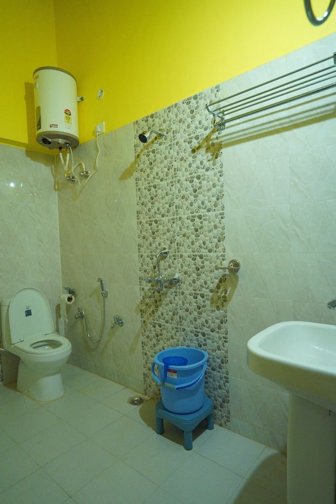 Kasar Serenity Almora Super Deluxe Room with Terrace (Mountain View) 11