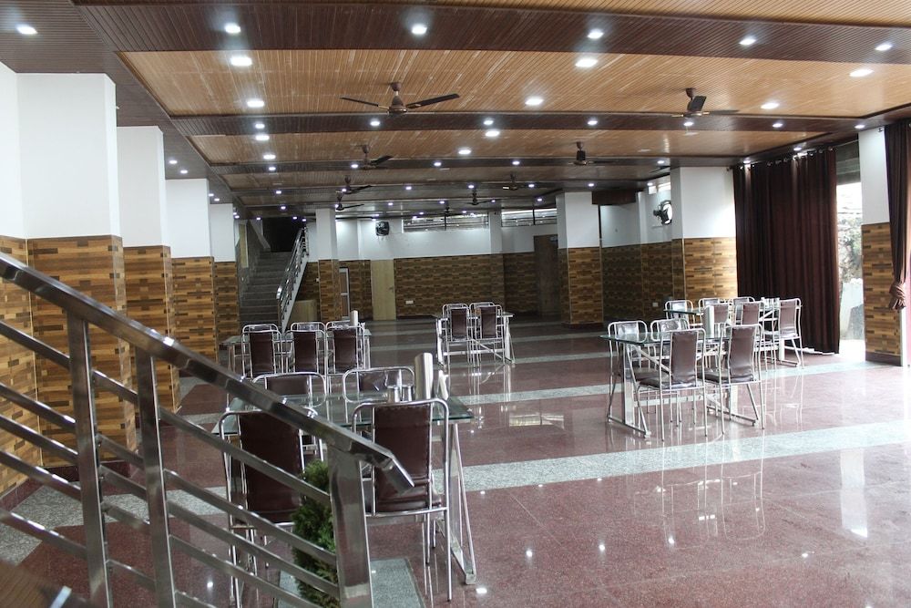 undefined Jalal Palace 4