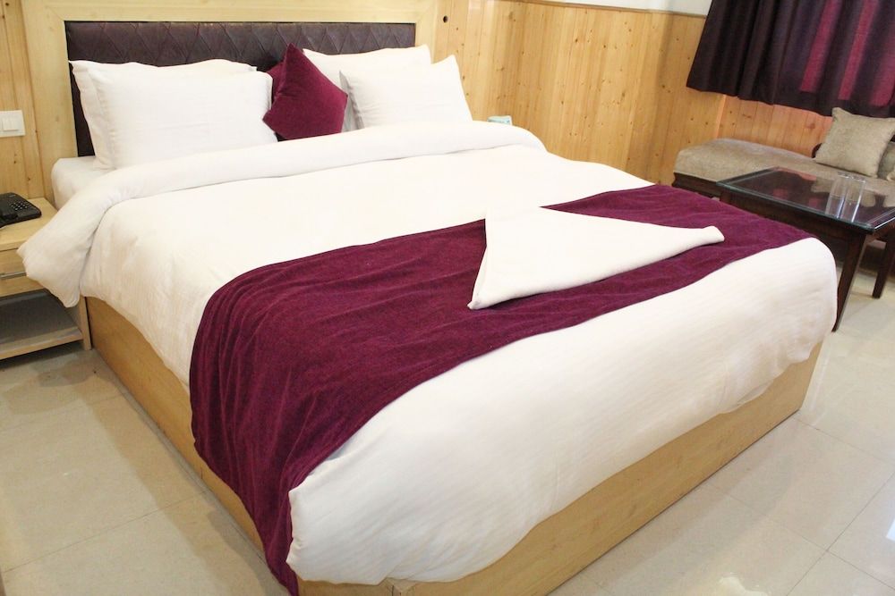 Jalal Palace Luxury Double Room 2