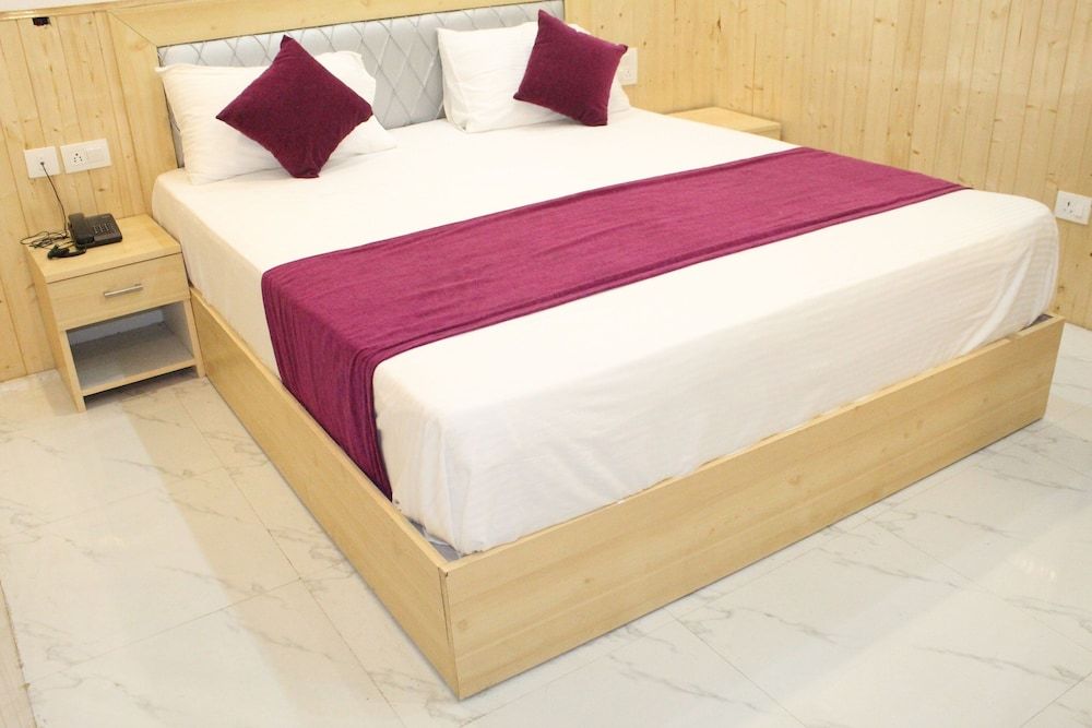 Jalal Palace Luxury Double Room 3